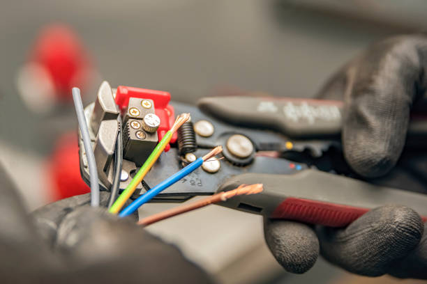 Best Emergency Electrical Repair  in Leitchfield, KY